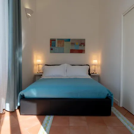 Marinari Апартаменты Неаполь